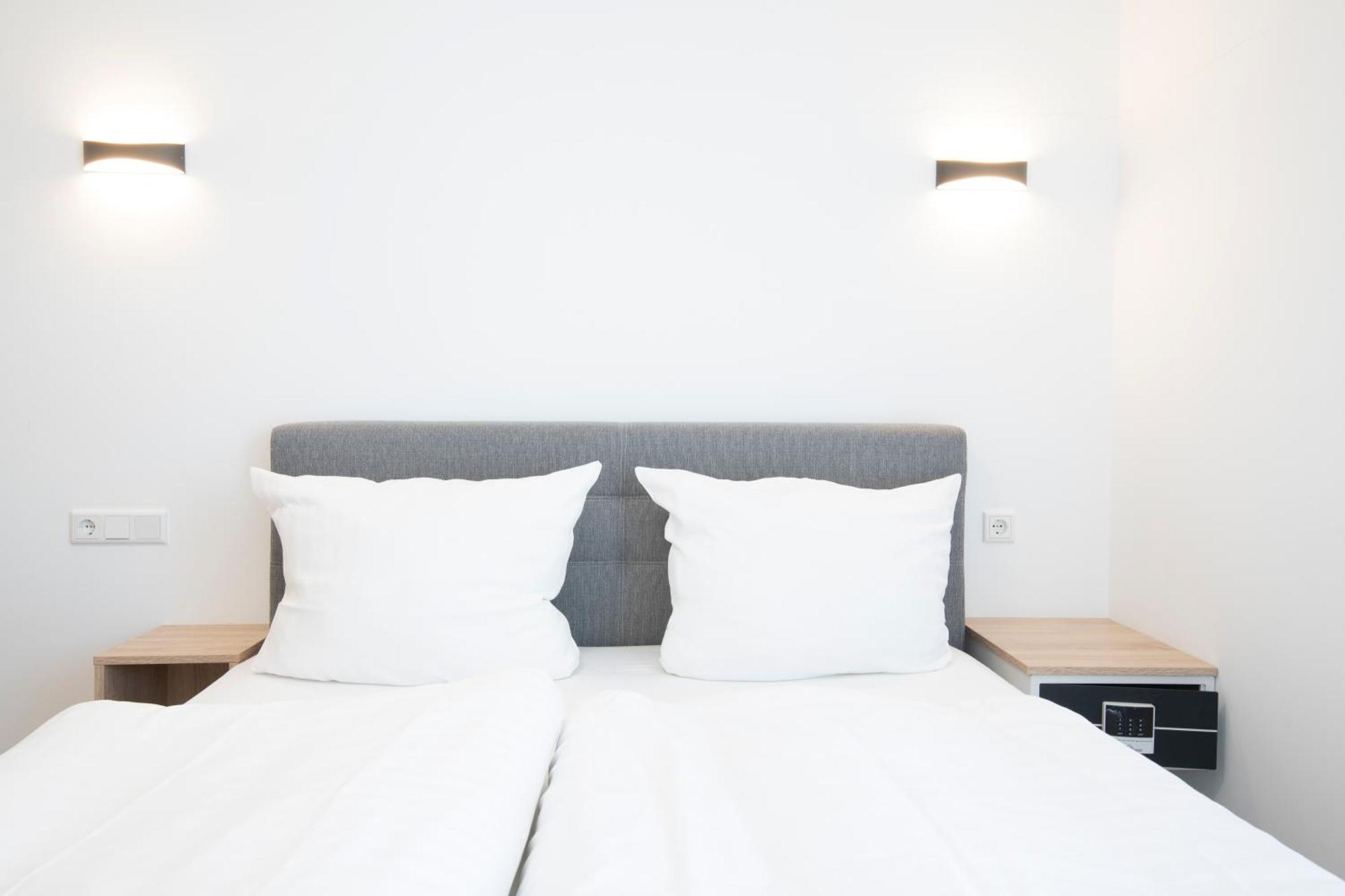 Smart & Stay Aparthotel Saarlouis Lisdorf - Self-Check-In - Free Parking Eksteriør bilde